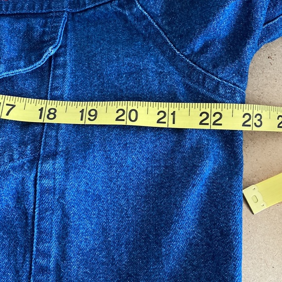 New Directions Jean Jacket with Stars and Stripes Detailing. Metal Star Buttons - Picture 12 of 13